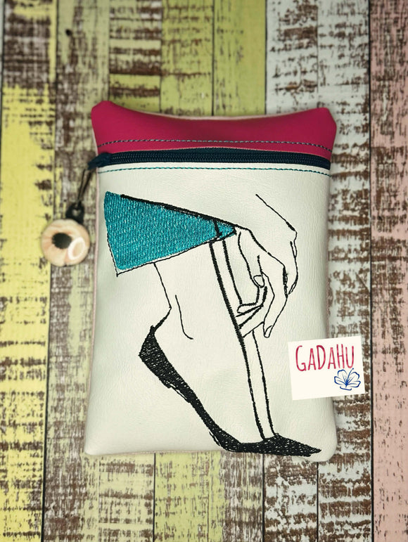 Chic steps zipper bag Machine Embroidery Design 5X7