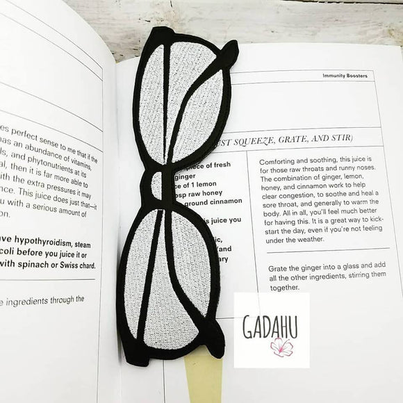 Glasses bookmark ITH Embroidery design